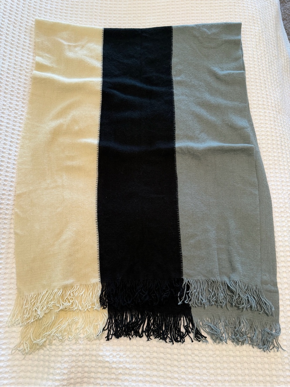 DONNI Tri-Color Colorblock Fringe Scarf - Picture 5 of 6